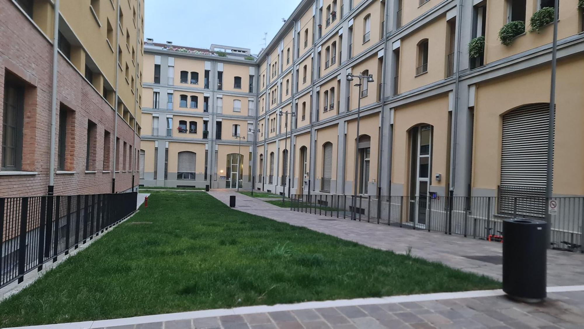Milan Space Loft - Apartment Close To M5 Subway - Free Parking - Sky & Netflix Tv מראה חיצוני תמונה